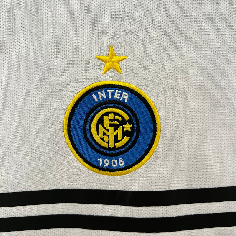 Camisa Inter de Milão Reserva 04/05 - Versão Retro